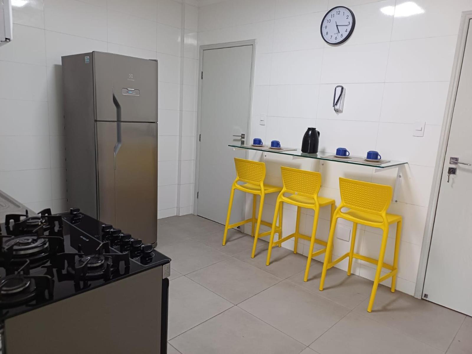 Apartamento Praia Do Forte Кабу-Фриу Экстерьер фото